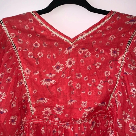 Free People 100% Cotton Red Ditsy Floral Print V-neck Popover Top Small Women’s - Picture 7 of 10